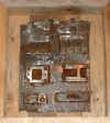 woodwithmetal.jpg (39547 Byte)
